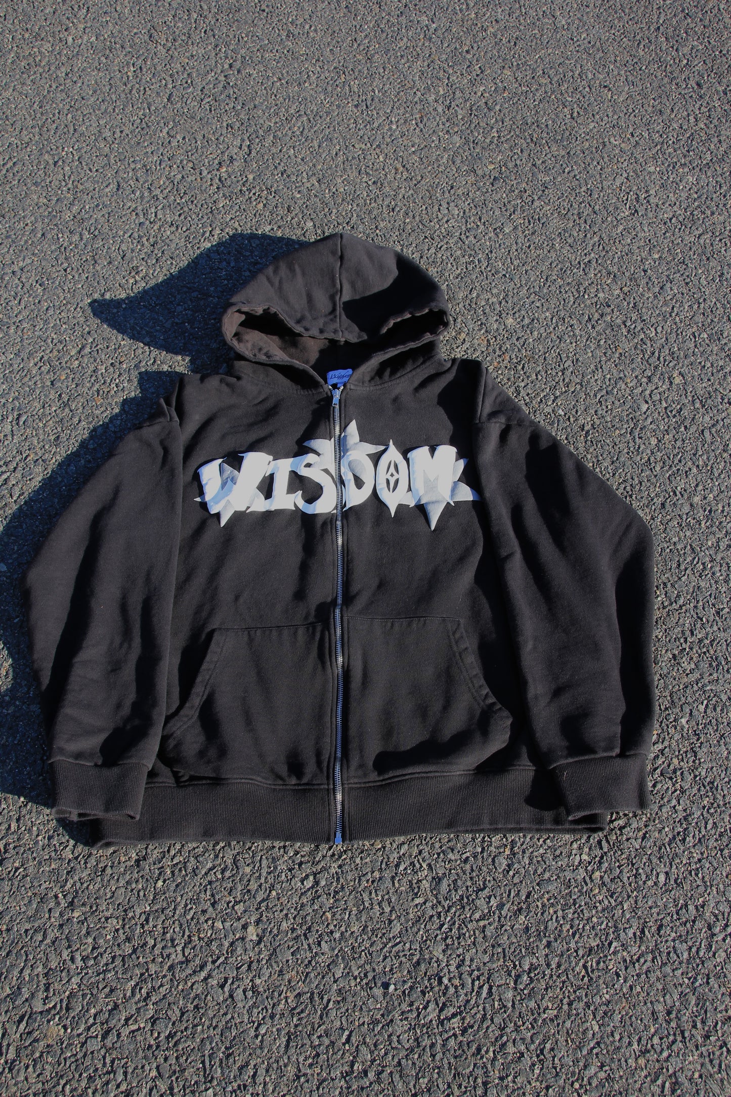 "Onyx" Wisdom Zip-up